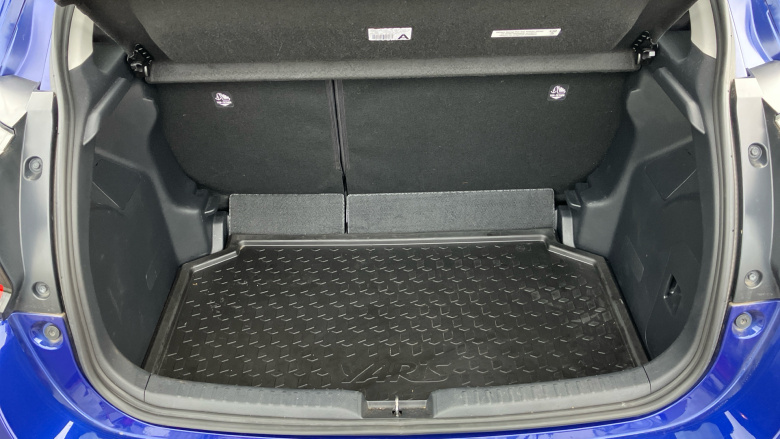 Toyota Yaris 1.5 Hybrid Design 5dr CVT Hybrid Hatchback